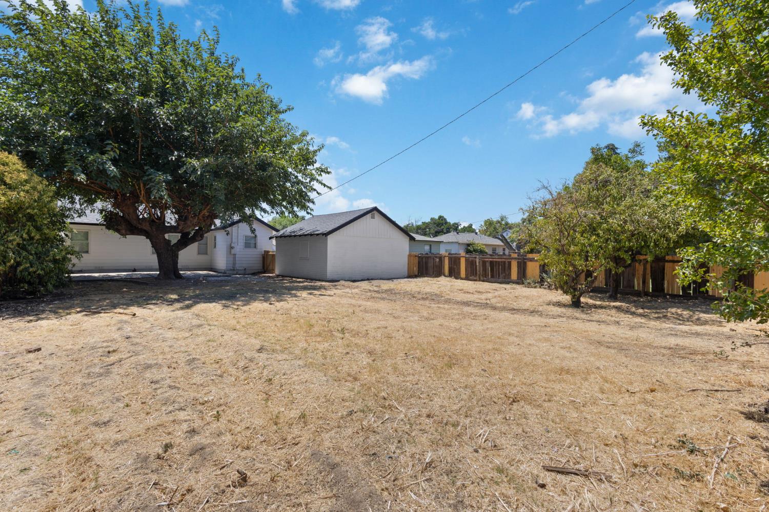 365 E Main St, Merced, CA 95340