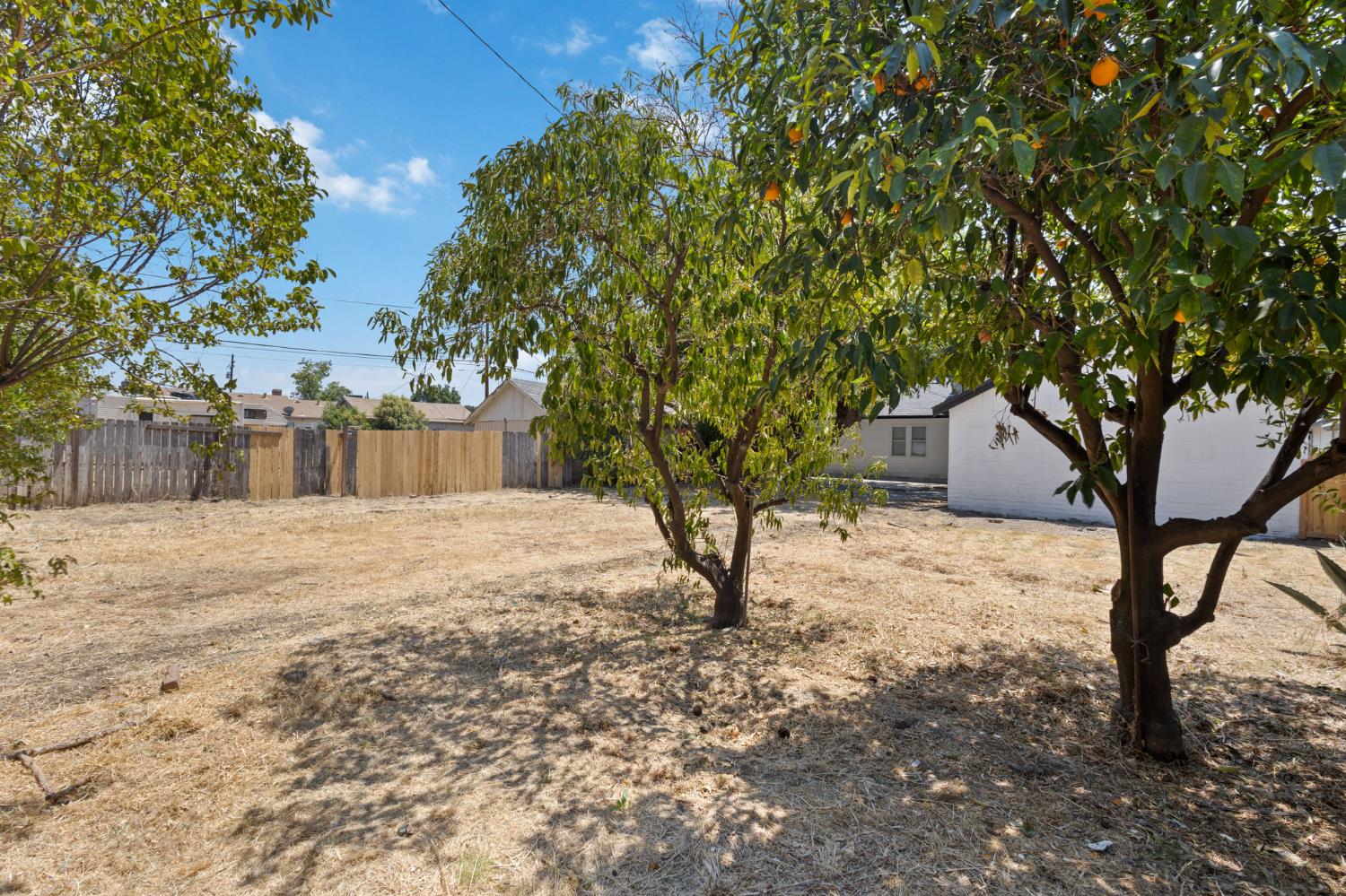 365 E Main St, Merced, CA 95340