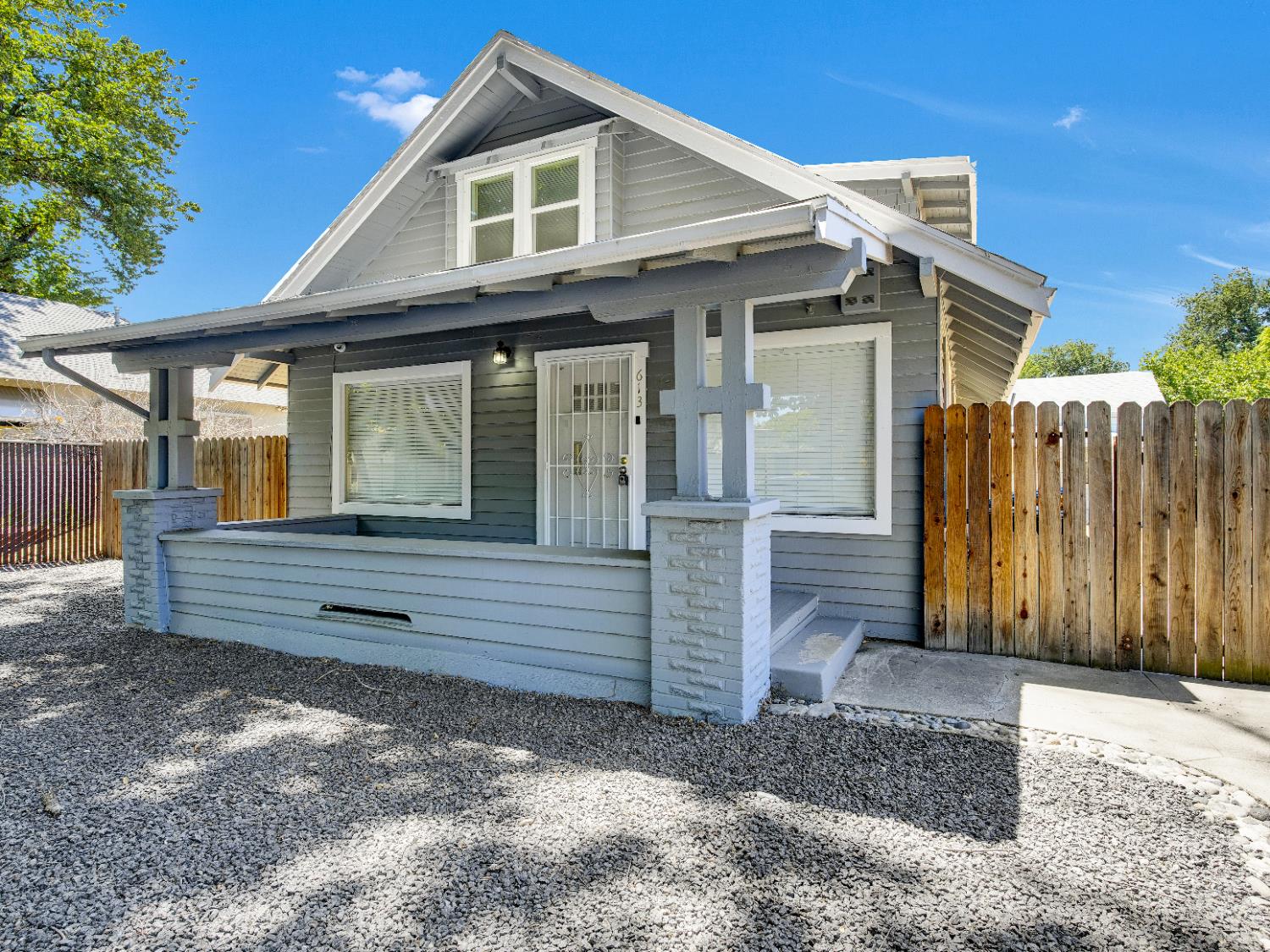 613 615 14th St, Modesto, CA 95354