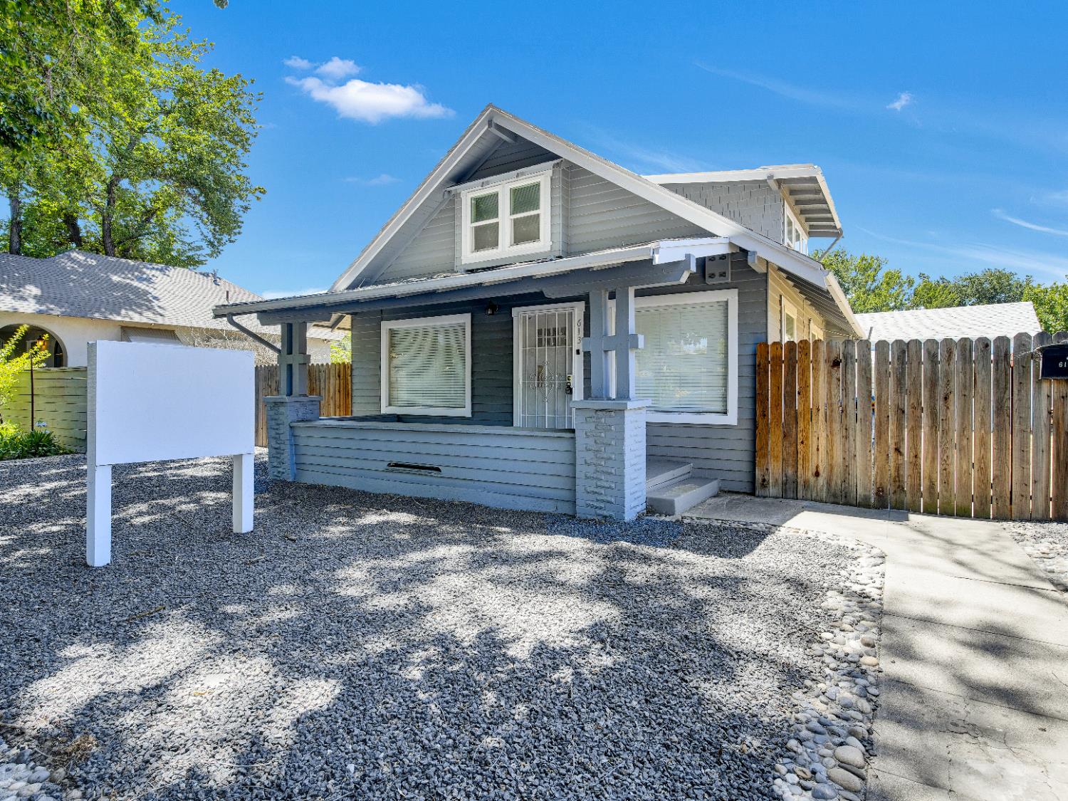 613 615 14th St, Modesto, CA 95354