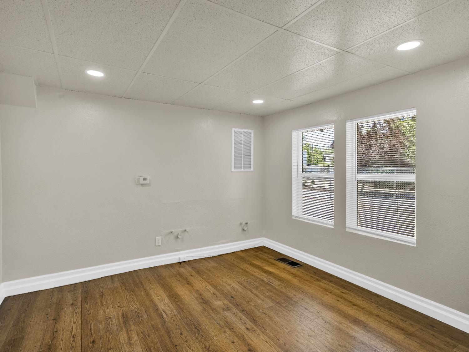 613 615 14th St, Modesto, CA 95354