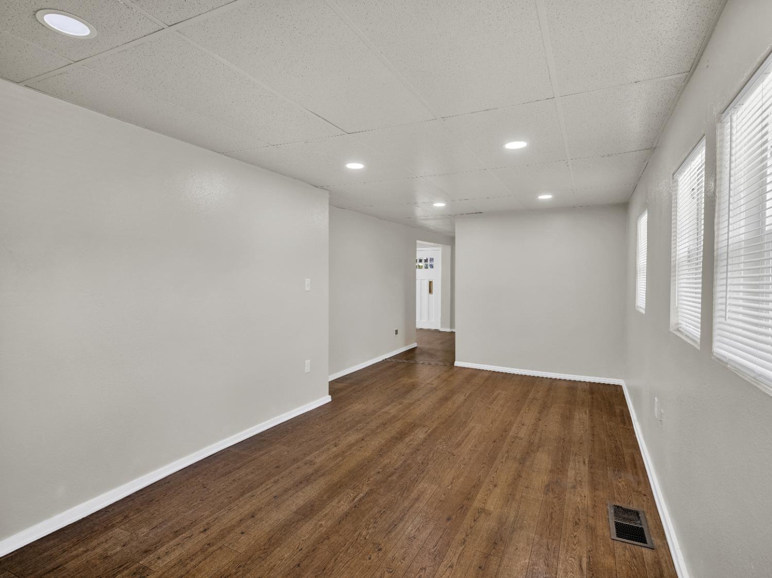 613 615 14th St, Modesto, CA 95354