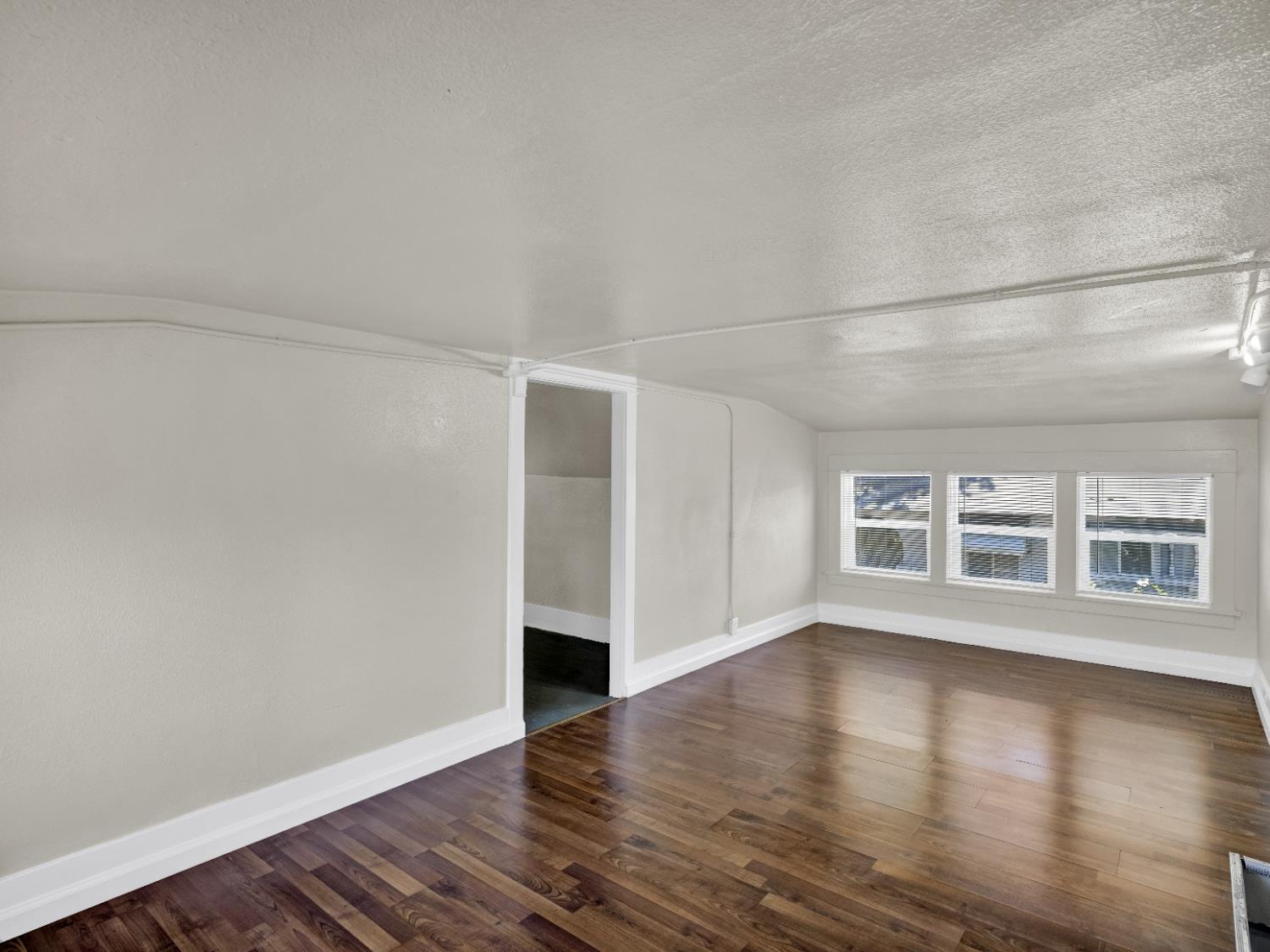 613 615 14th St, Modesto, CA 95354