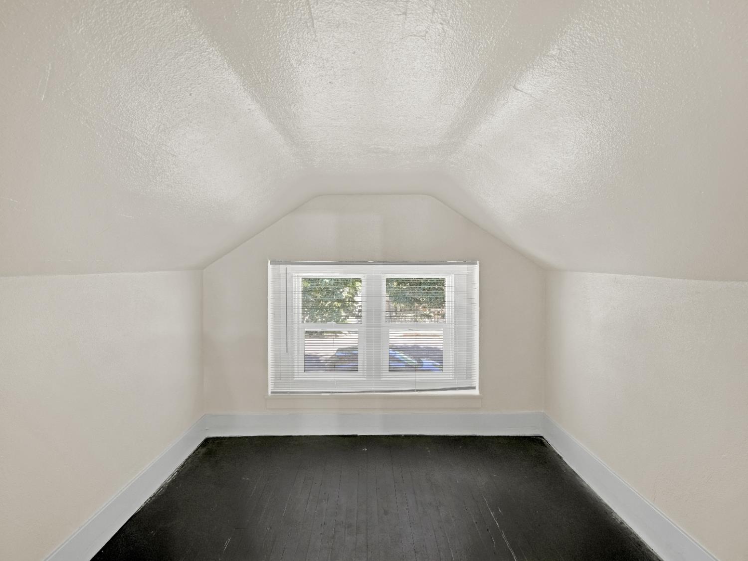 613 615 14th St, Modesto, CA 95354