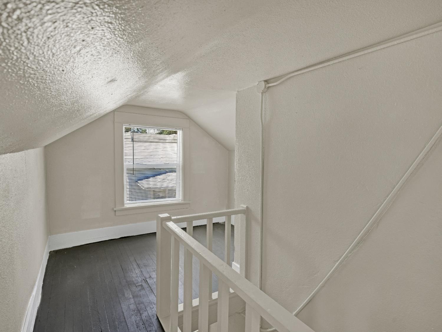 613 615 14th St, Modesto, CA 95354