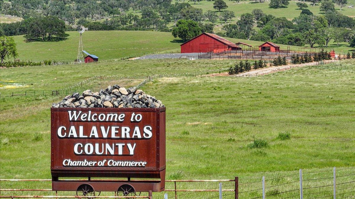 111 Reeds Turnpike, Copperopolis, CA 95228