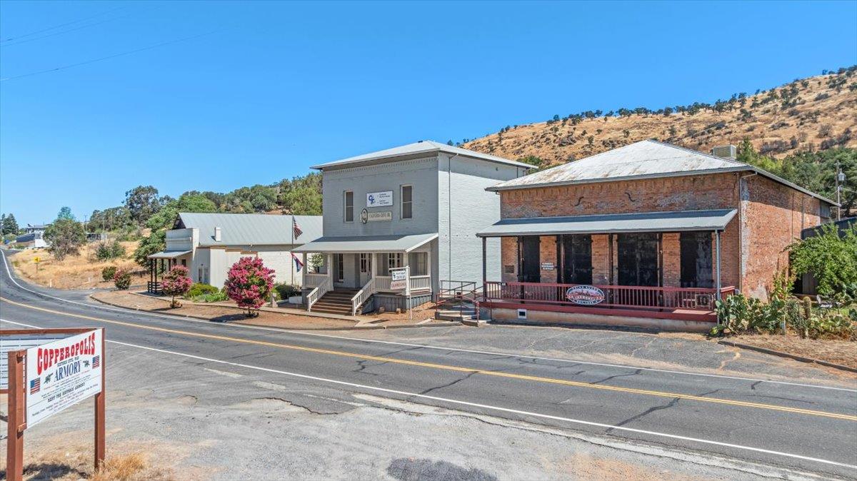 111 Reeds Turnpike, Copperopolis, CA 95228