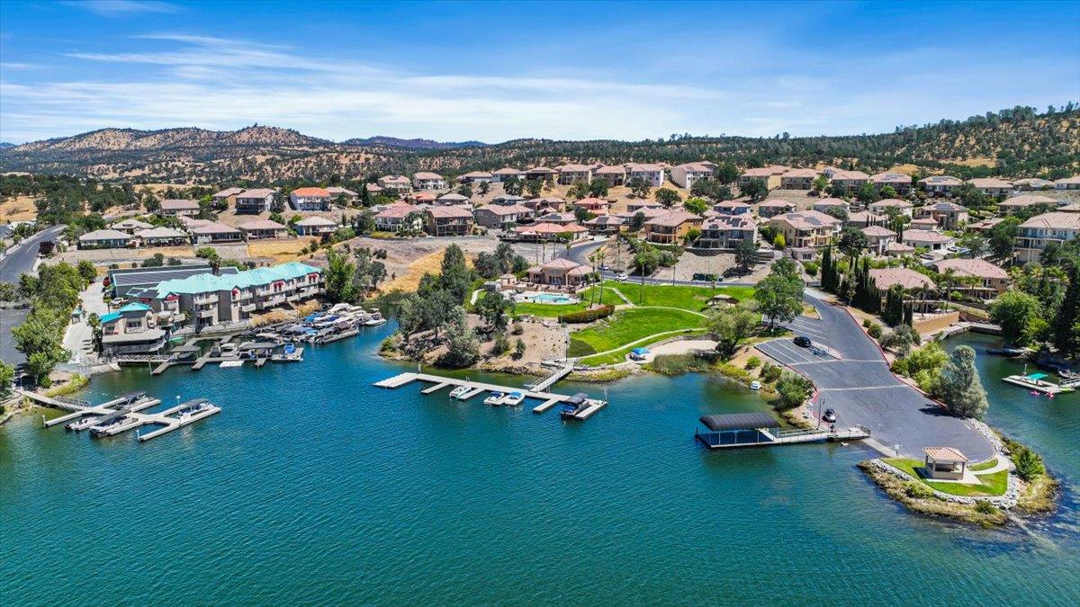 111 Reeds Turnpike, Copperopolis, CA 95228