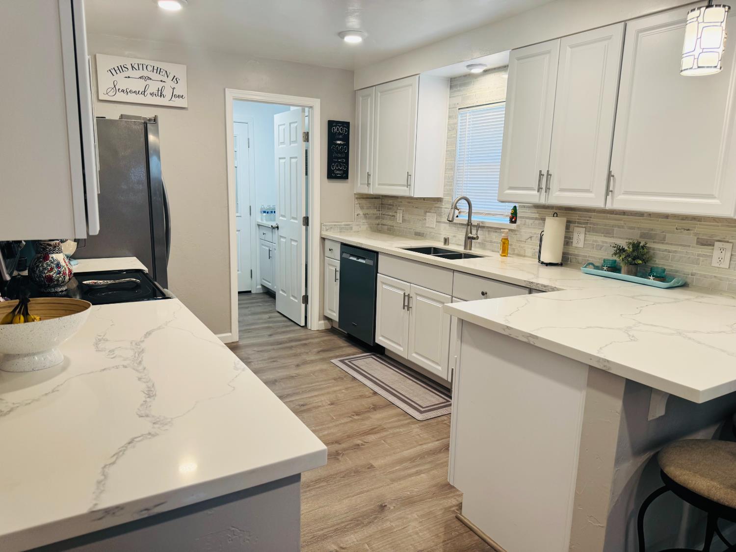 3761 Arizona Ave, Riverbank, CA 95367