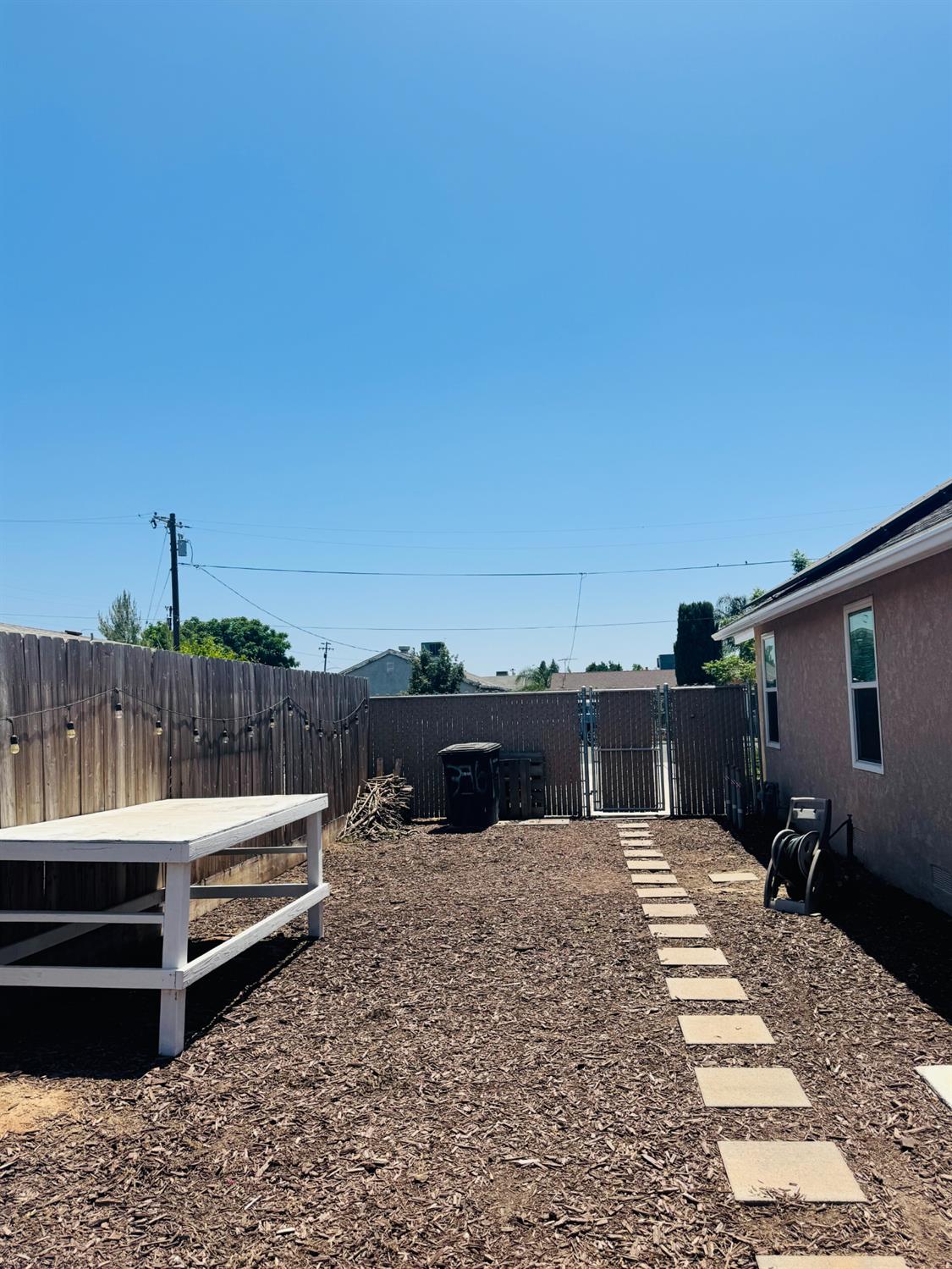 3761 Arizona Ave, Riverbank, CA 95367