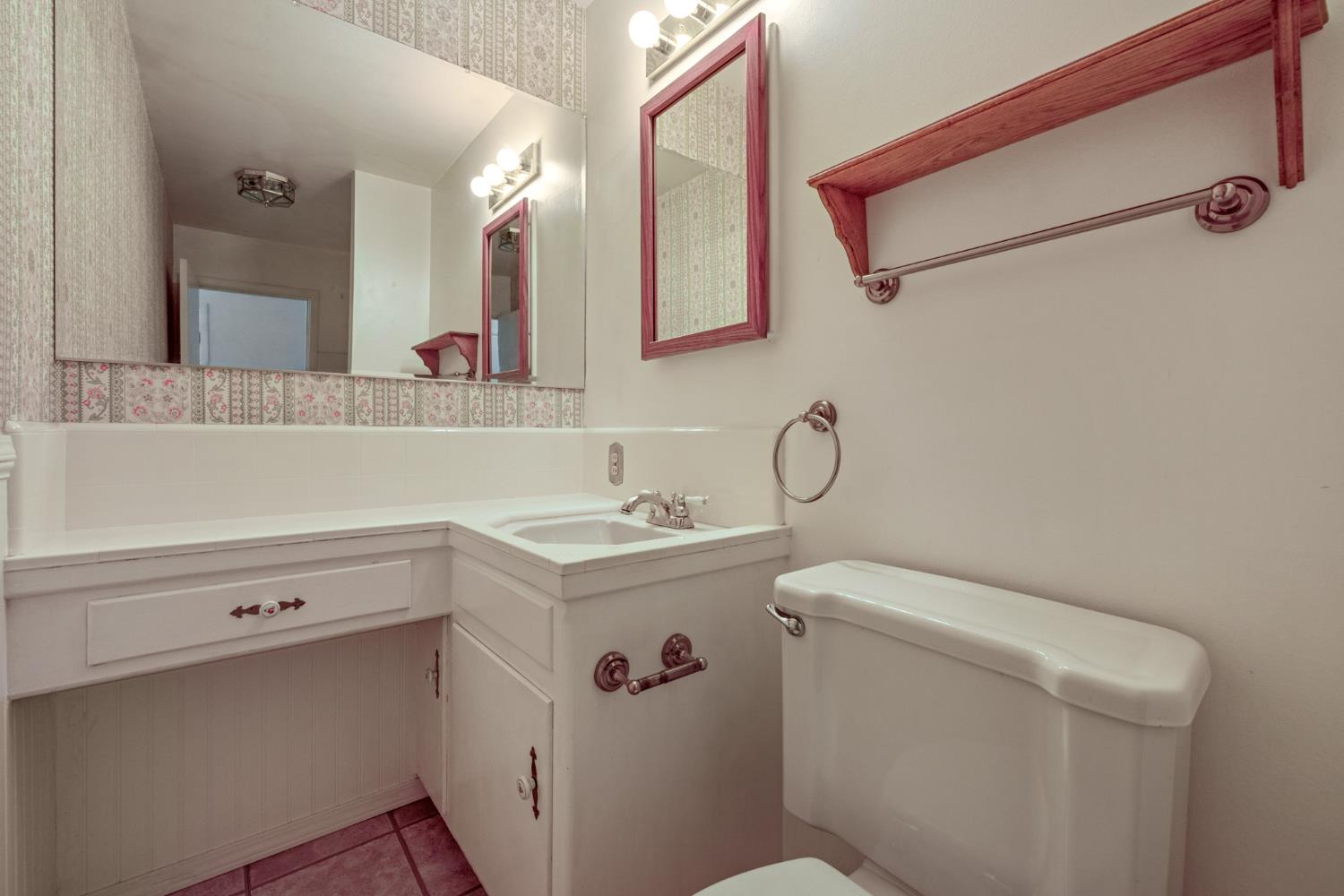 741 Real Ave, Newman, CA 95360