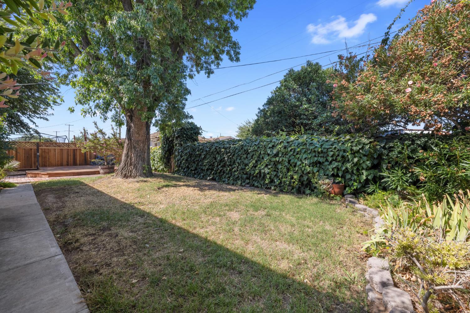 741 Real Ave, Newman, CA 95360