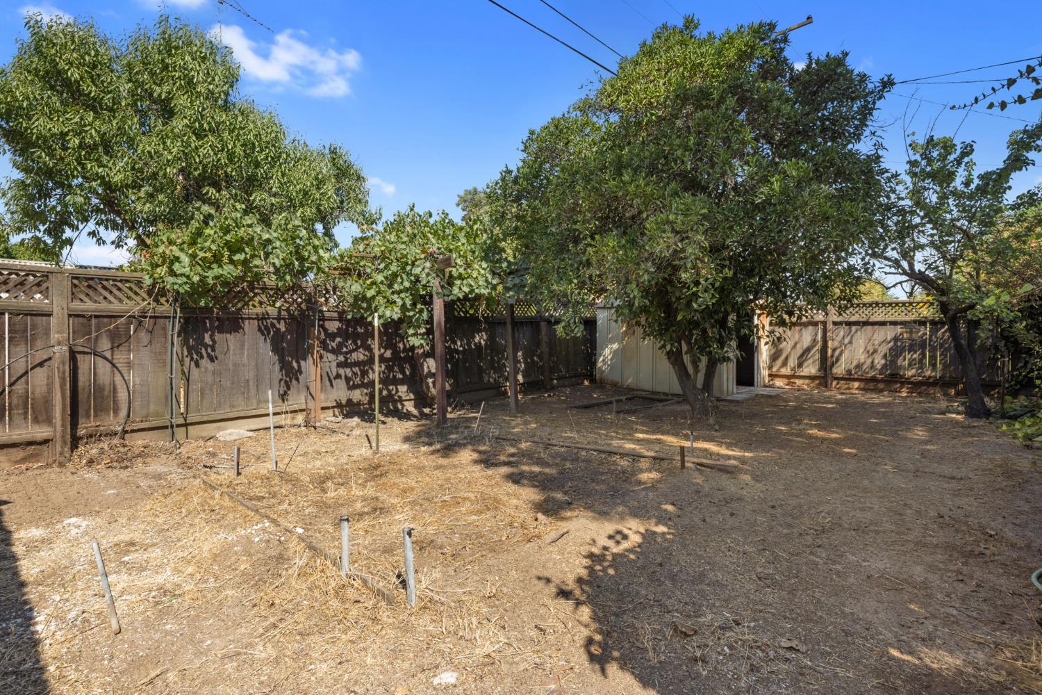 741 Real Ave, Newman, CA 95360