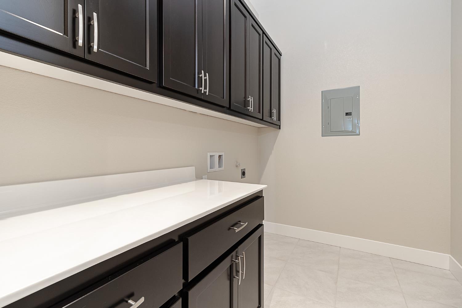 886 Ranchland Way, Oakdale, CA 95361