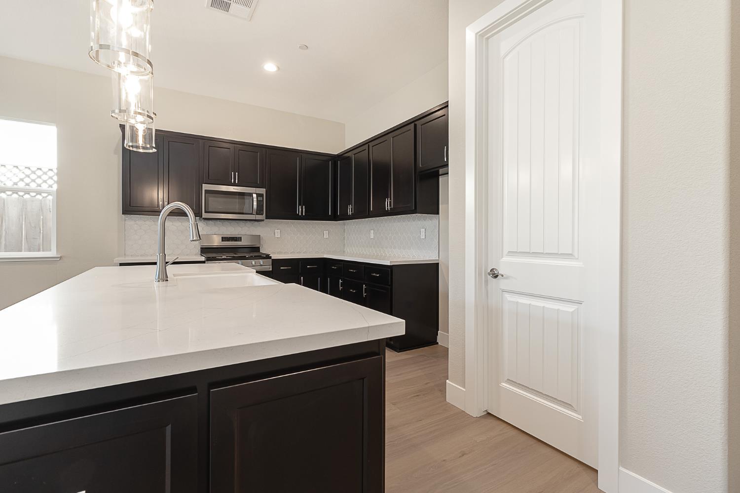 886 Ranchland Way, Oakdale, CA 95361