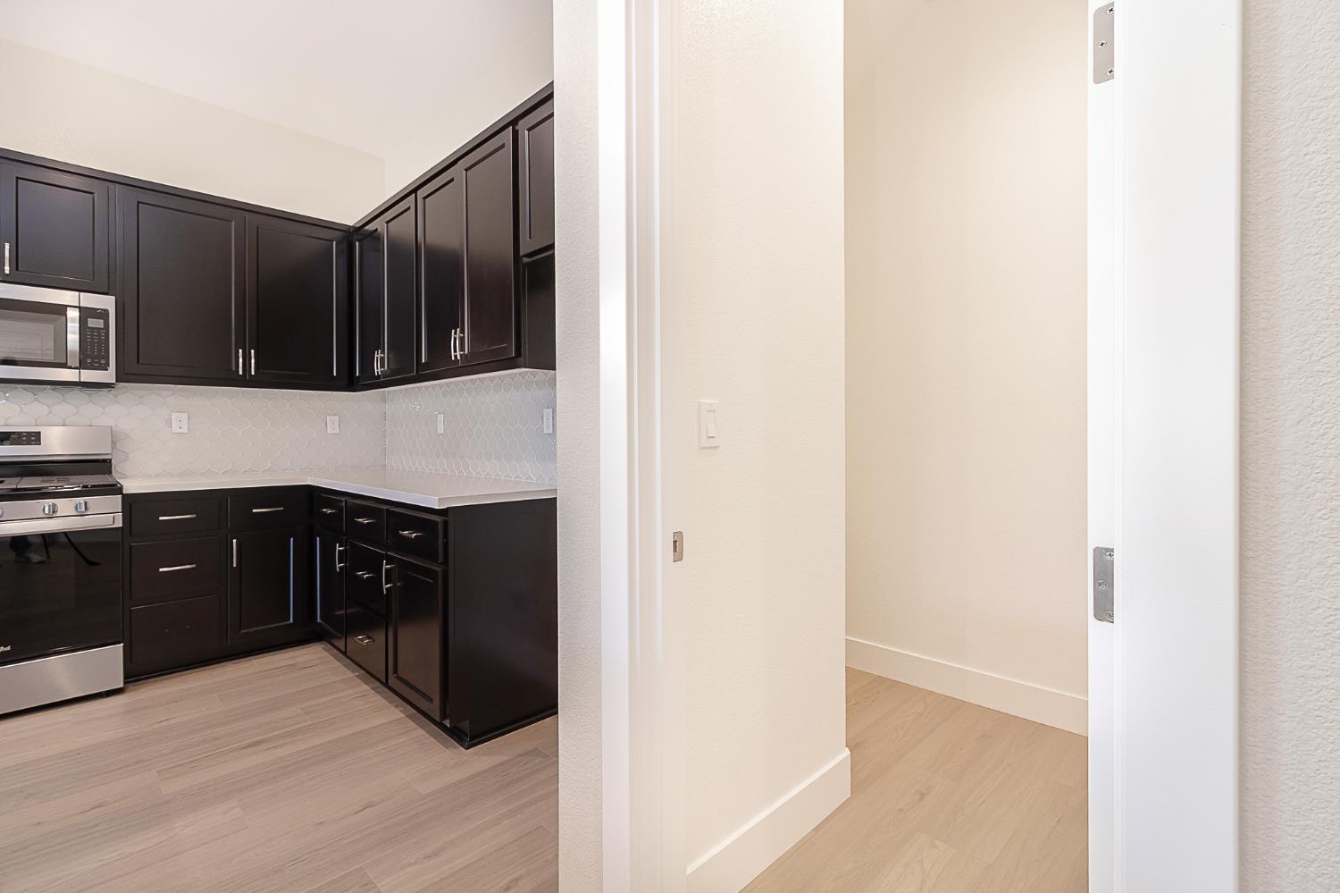 886 Ranchland Way, Oakdale, CA 95361