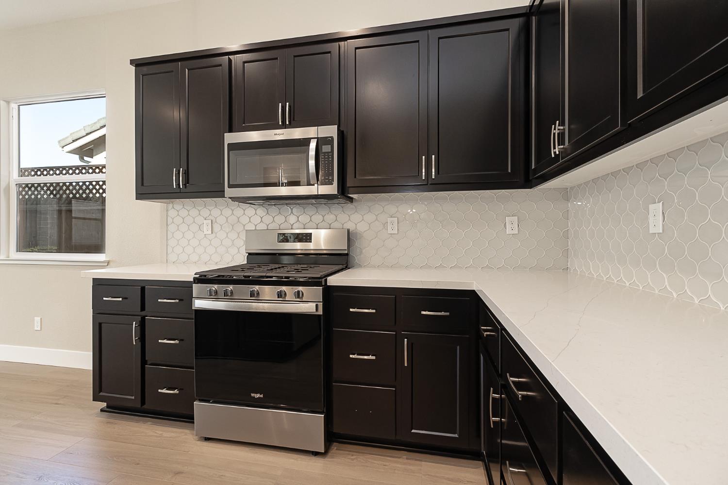 886 Ranchland Way, Oakdale, CA 95361