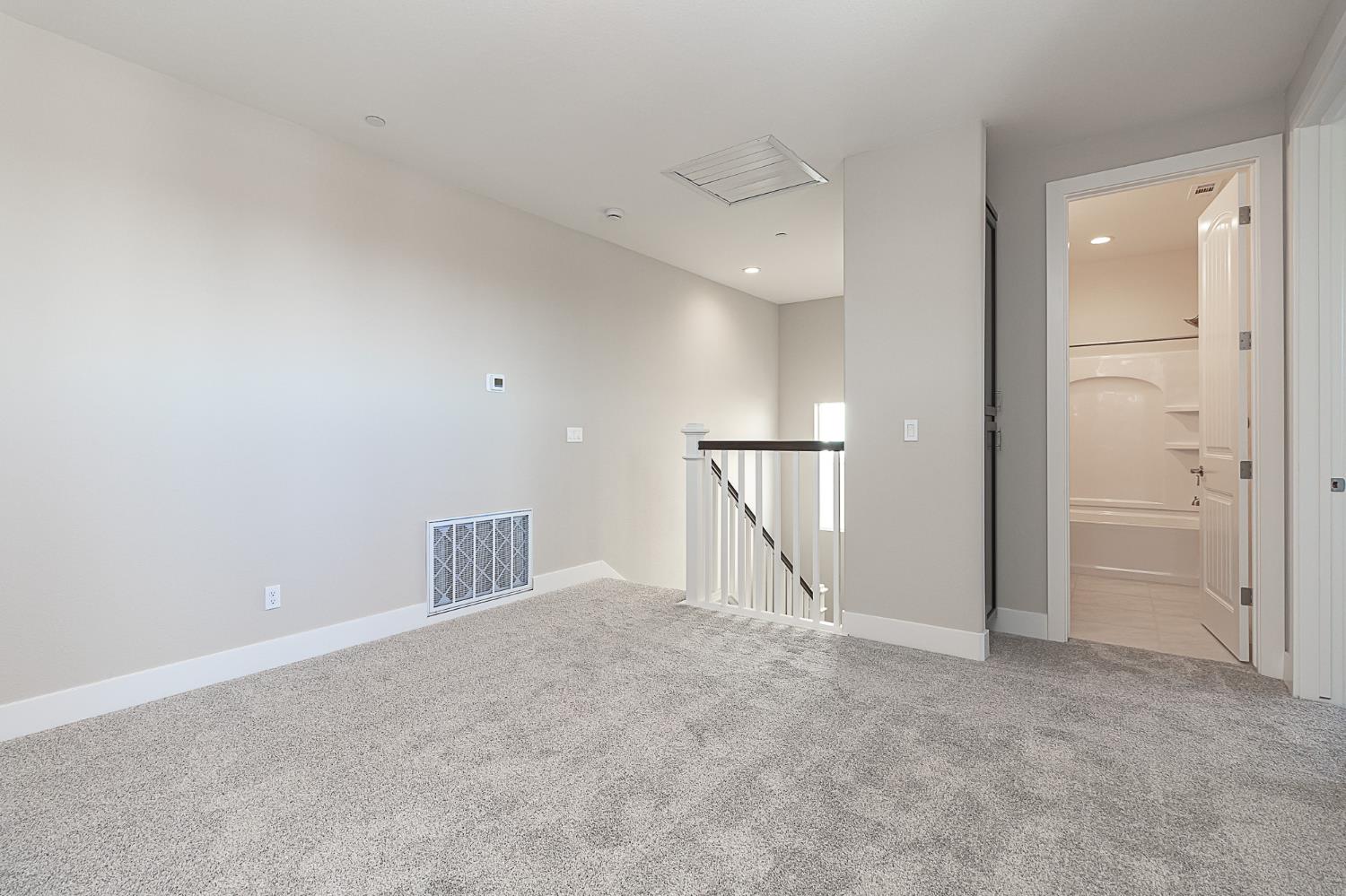 886 Ranchland Way, Oakdale, CA 95361