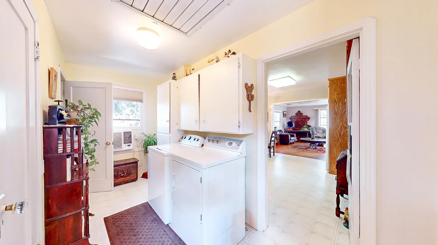 432 E Glenwood Ave, Turlock, CA 95380