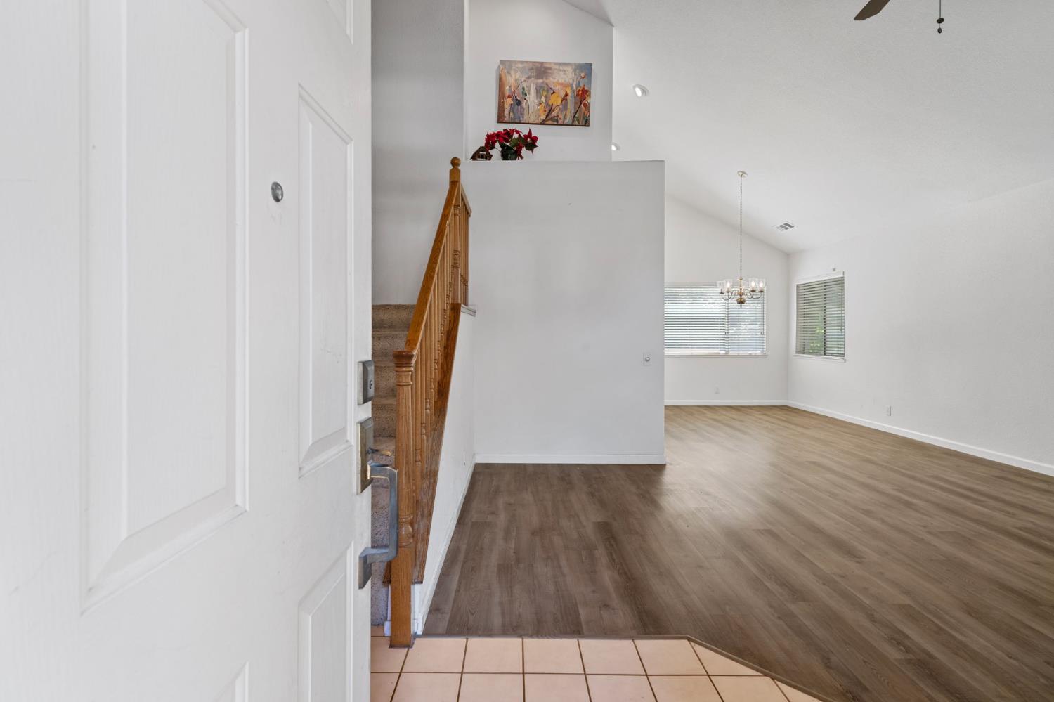 1712 Patton Dr, Modesto, CA 95356