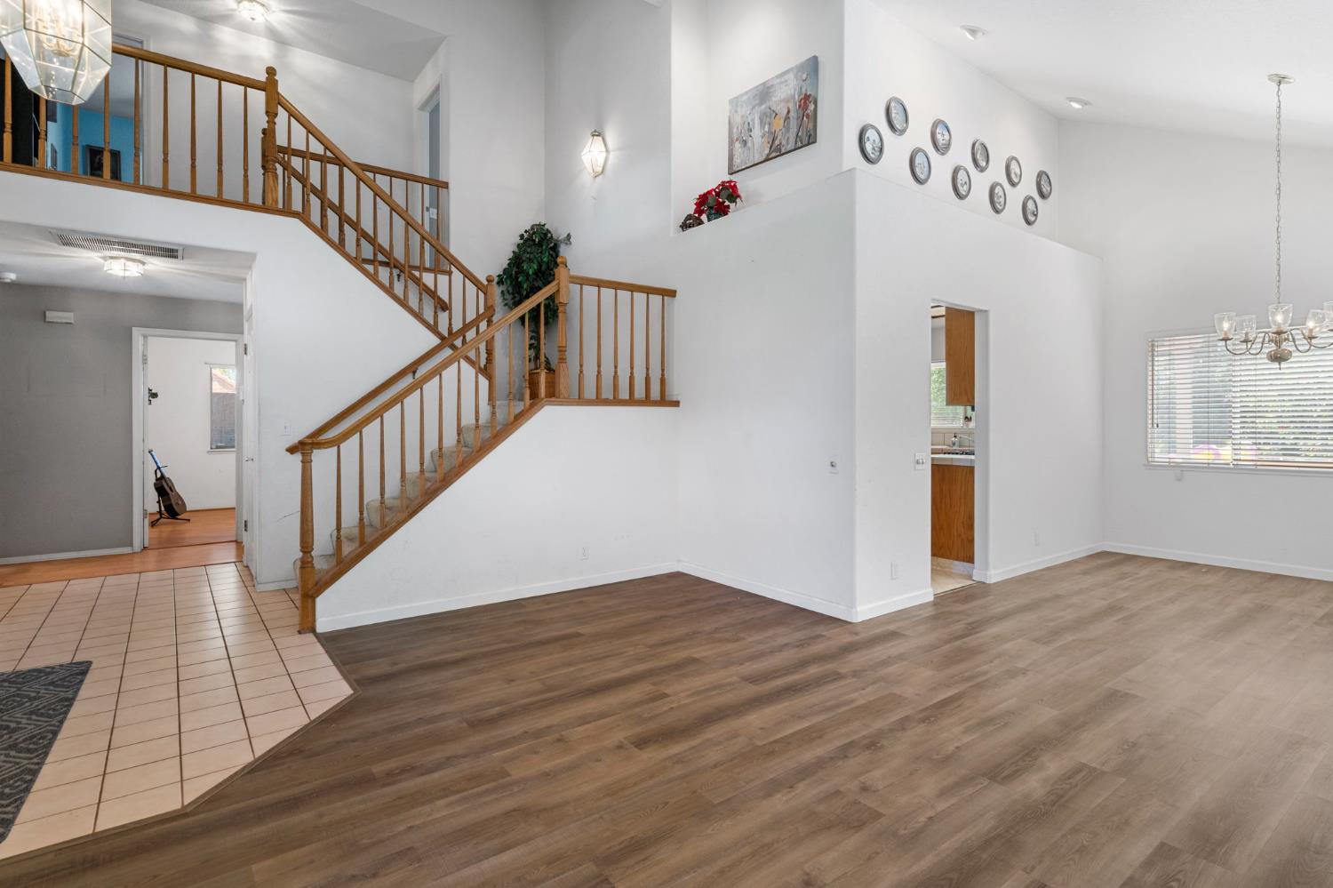 1712 Patton Dr, Modesto, CA 95356