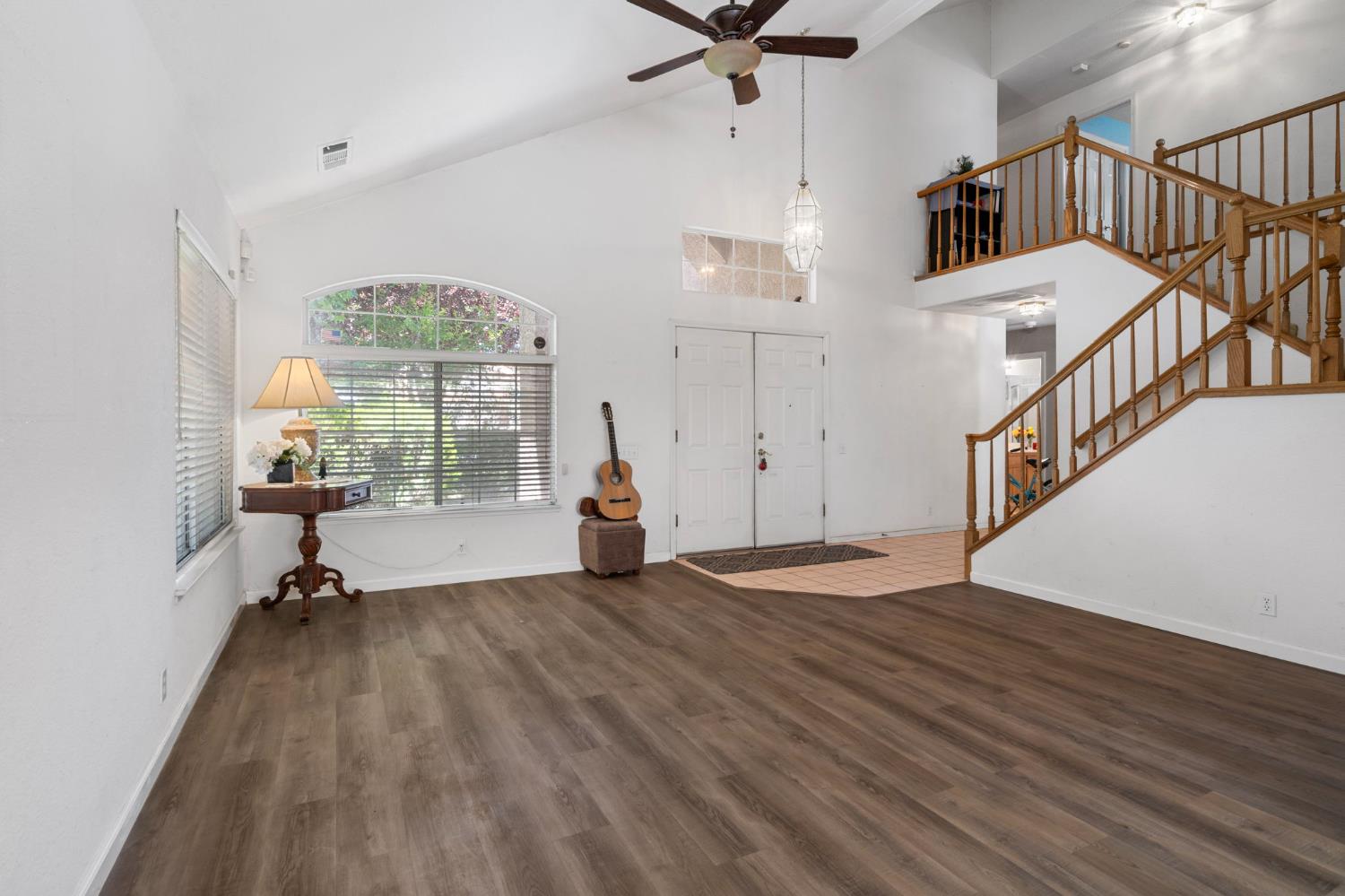 1712 Patton Dr, Modesto, CA 95356