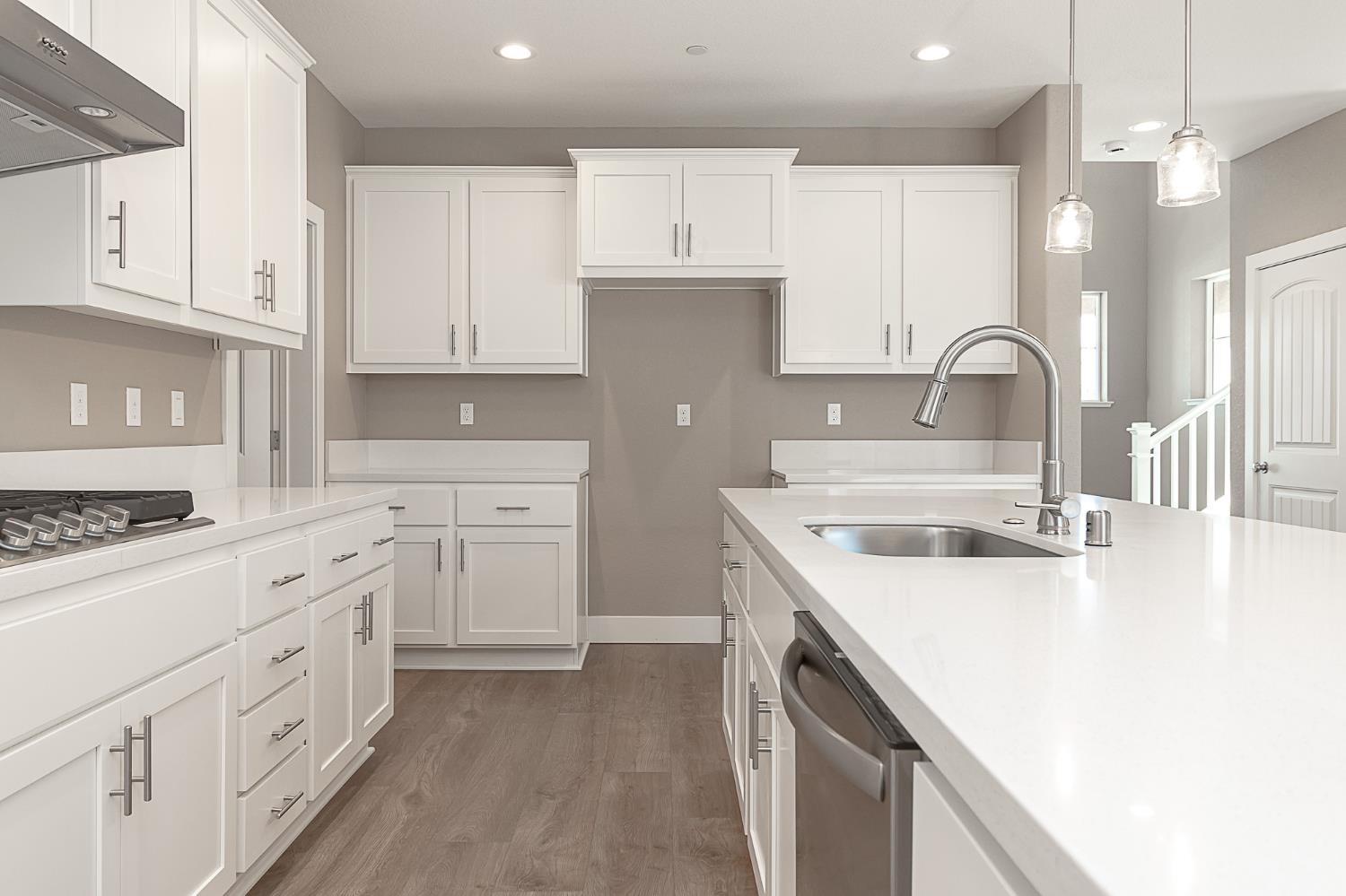 1310 Veteran St, Manteca, CA 95337