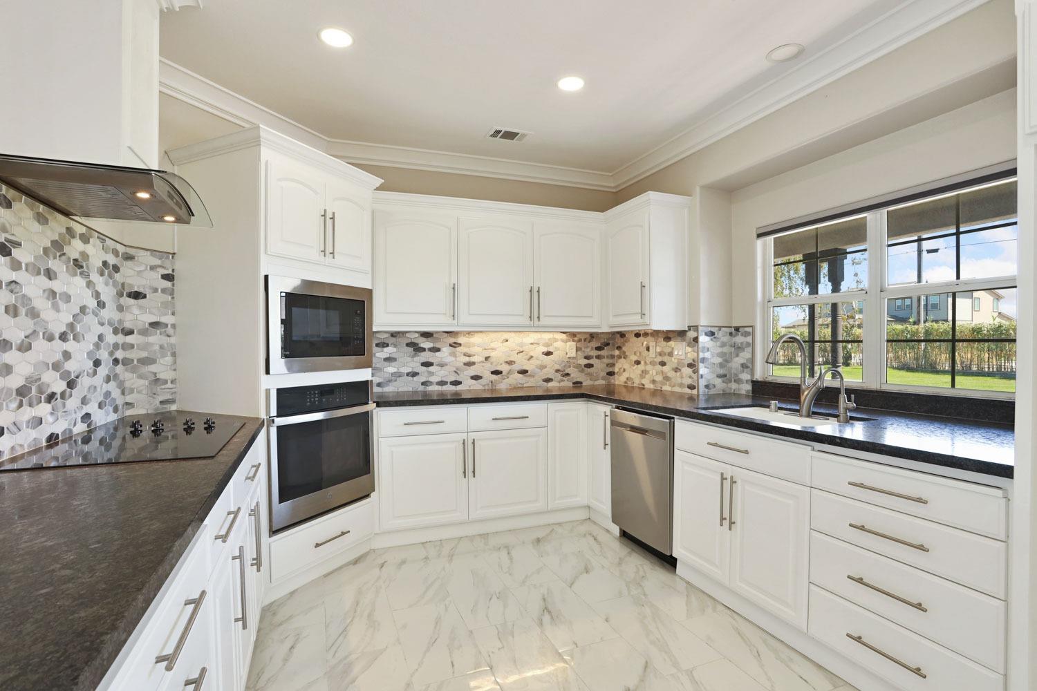 7001 Southland Rd, Manteca, CA 95336