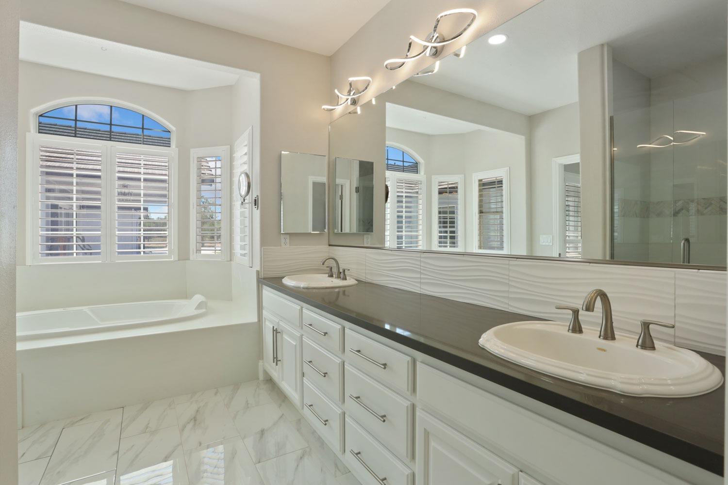 7001 Southland Rd, Manteca, CA 95336