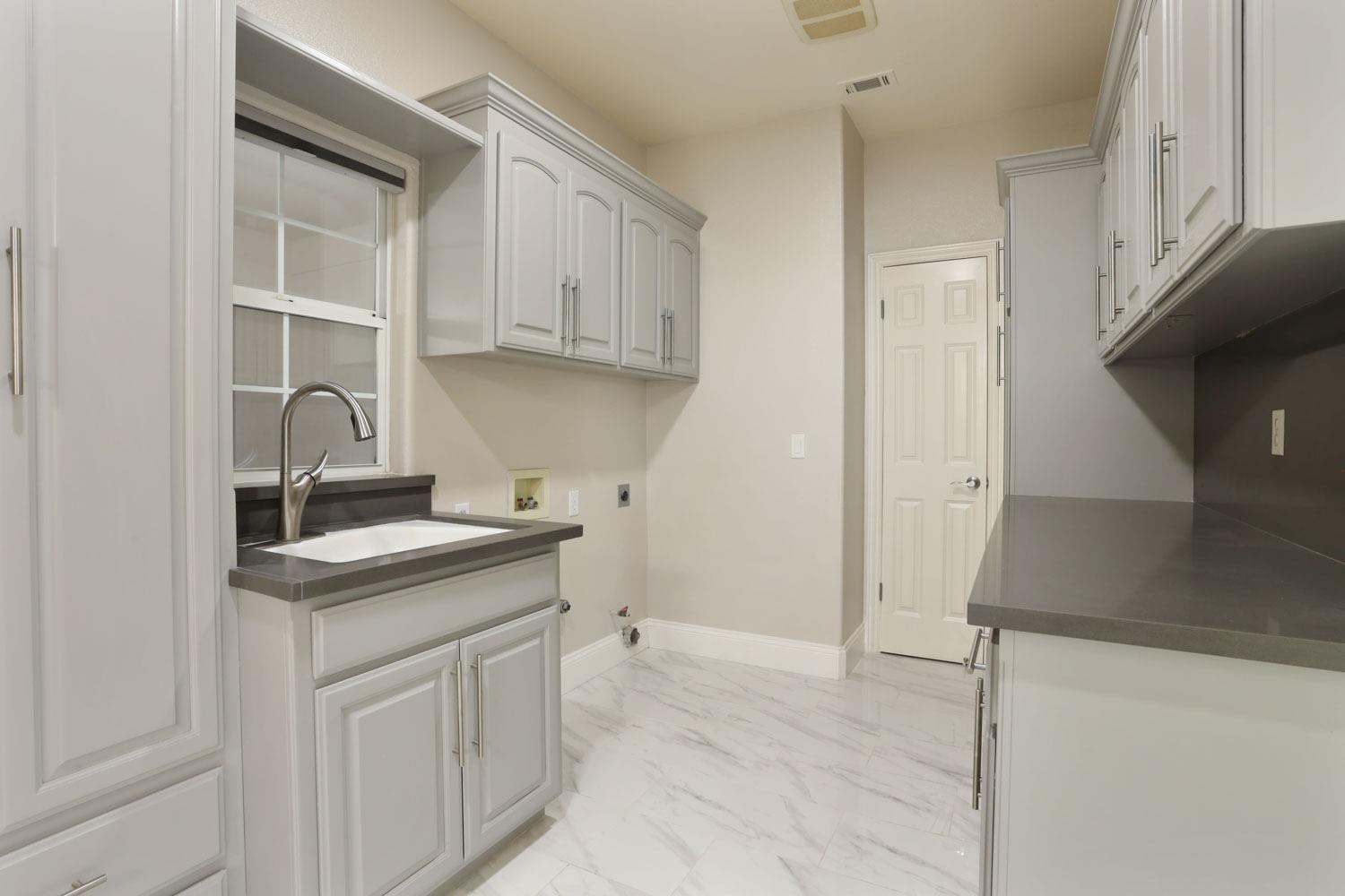 7001 Southland Rd, Manteca, CA 95336