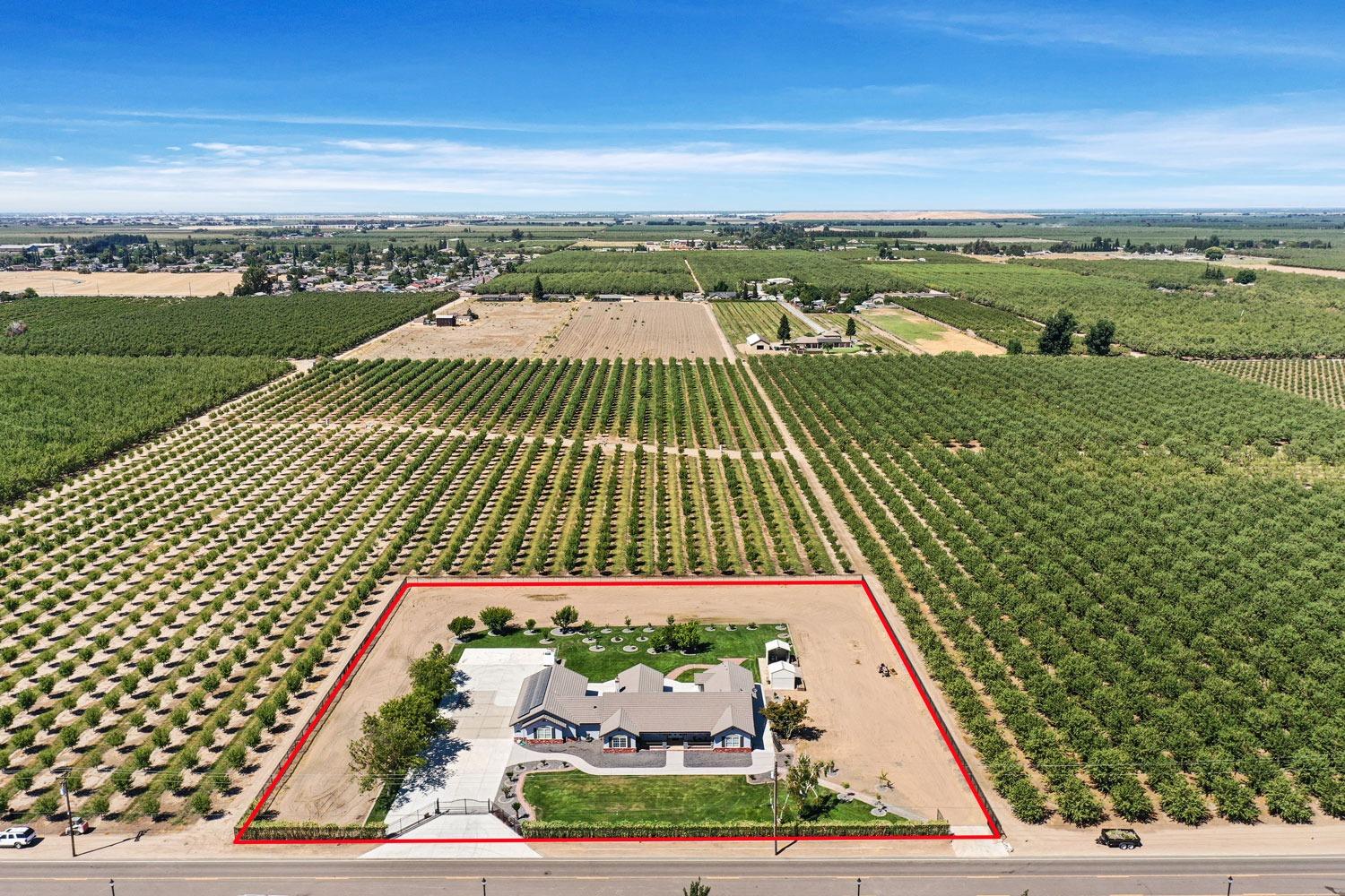 7001 Southland Rd, Manteca, CA 95336