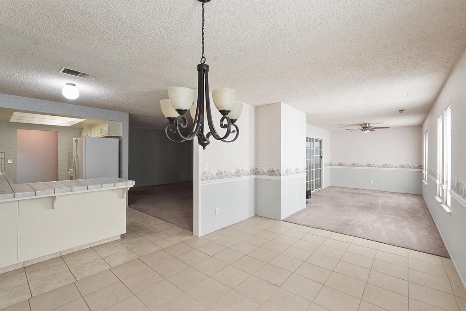 2404 Edmunds Ave, Modesto, CA 95350