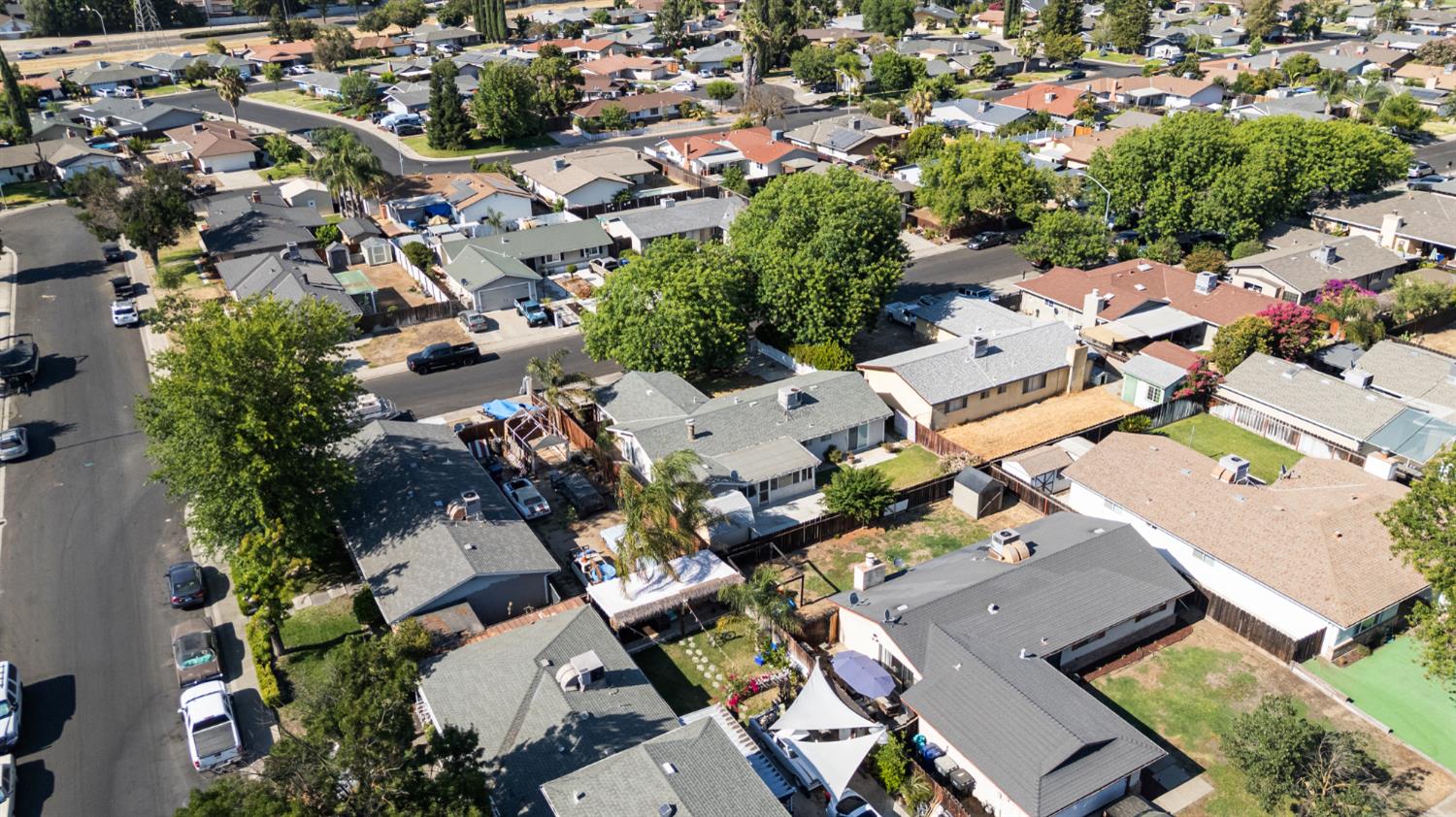 2404 Edmunds Ave, Modesto, CA 95350