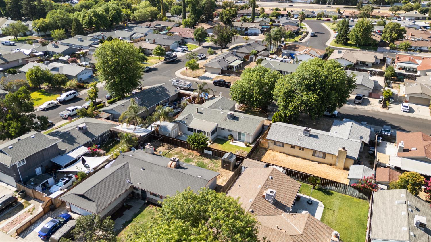2404 Edmunds Ave, Modesto, CA 95350