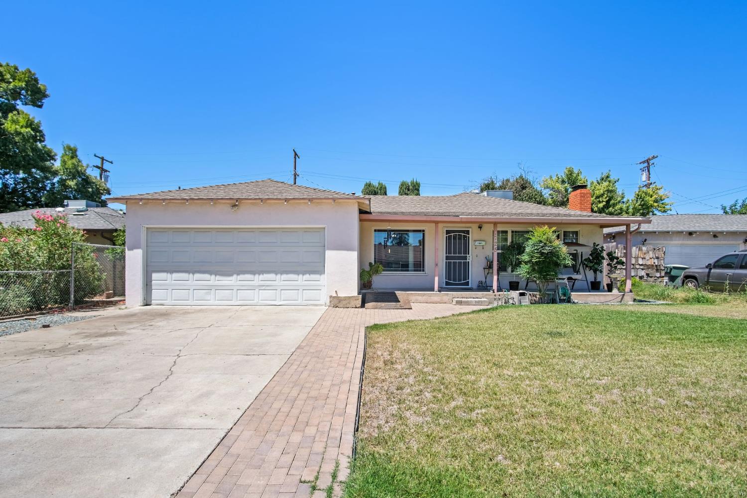 1725 Bronson Ave, Modesto, CA 95350