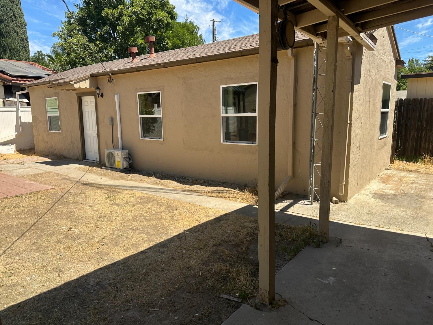 1441 Kern St, Newman, CA 95360