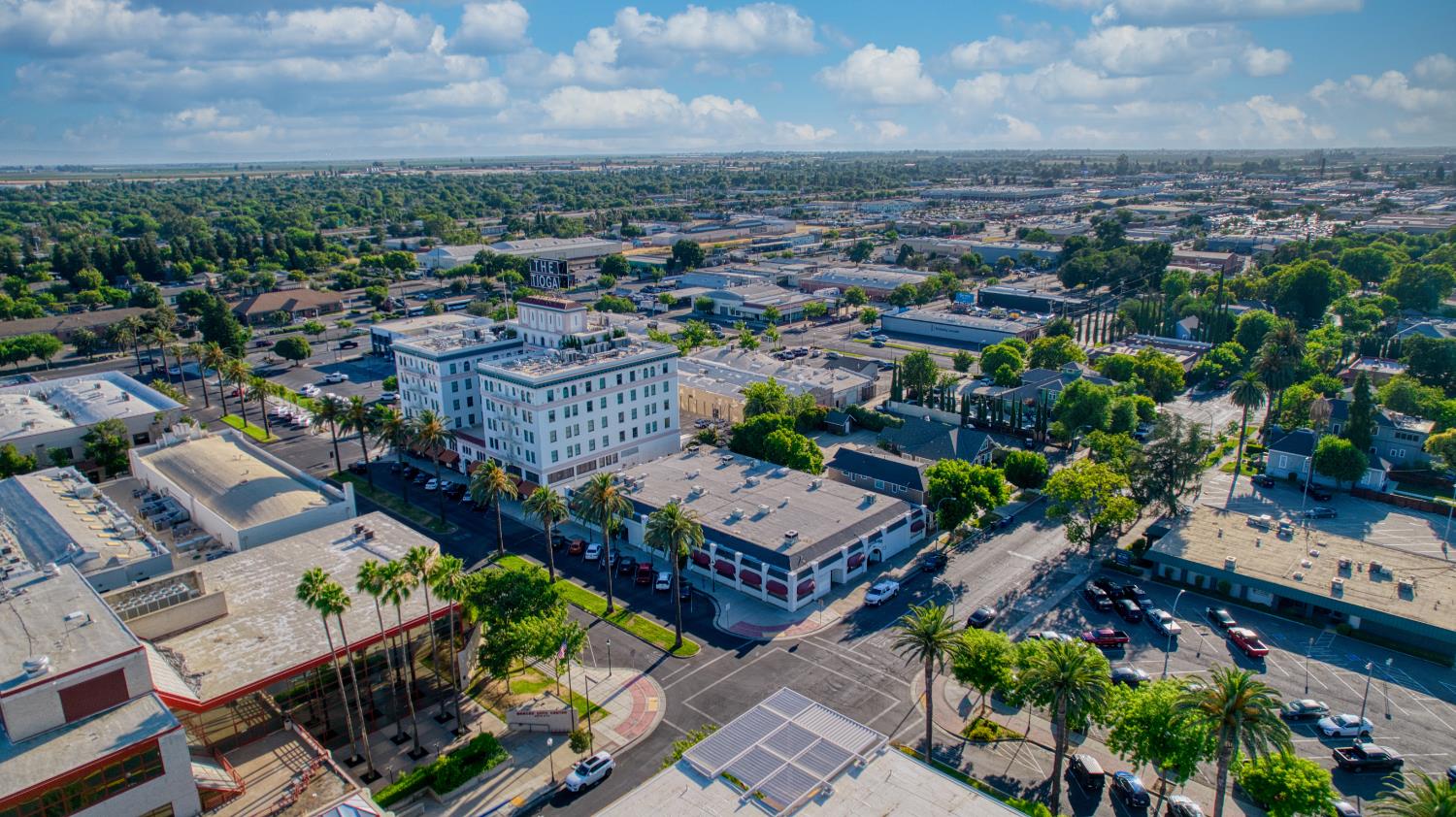 1727 N St, Merced, CA 95340