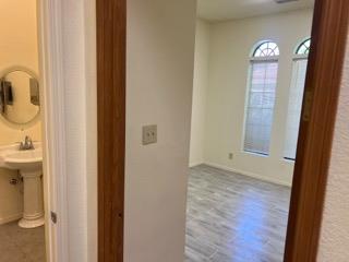 2127 O St, Merced, CA 95340