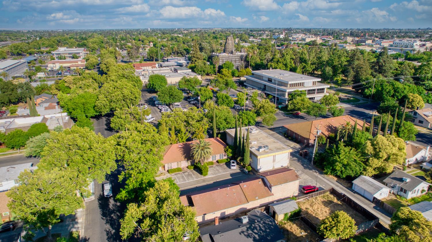 2127 O St, Merced, CA 95340