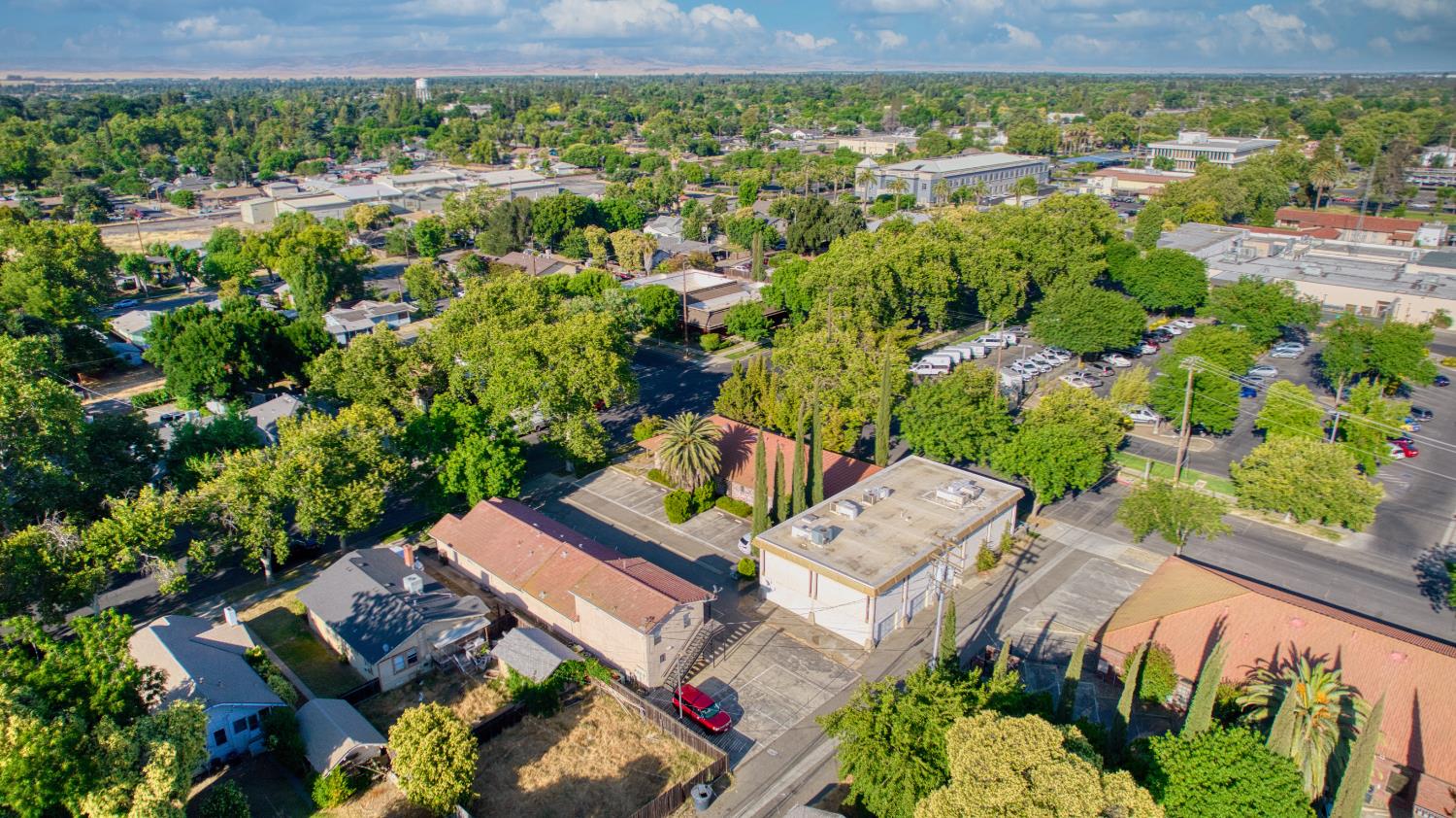 2127 O St, Merced, CA 95340