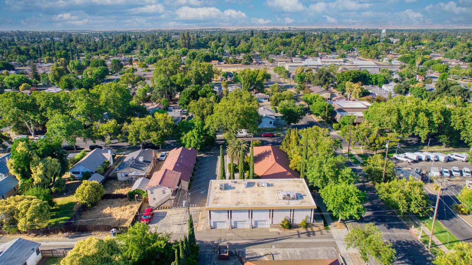 2127 O St, Merced, CA 95340