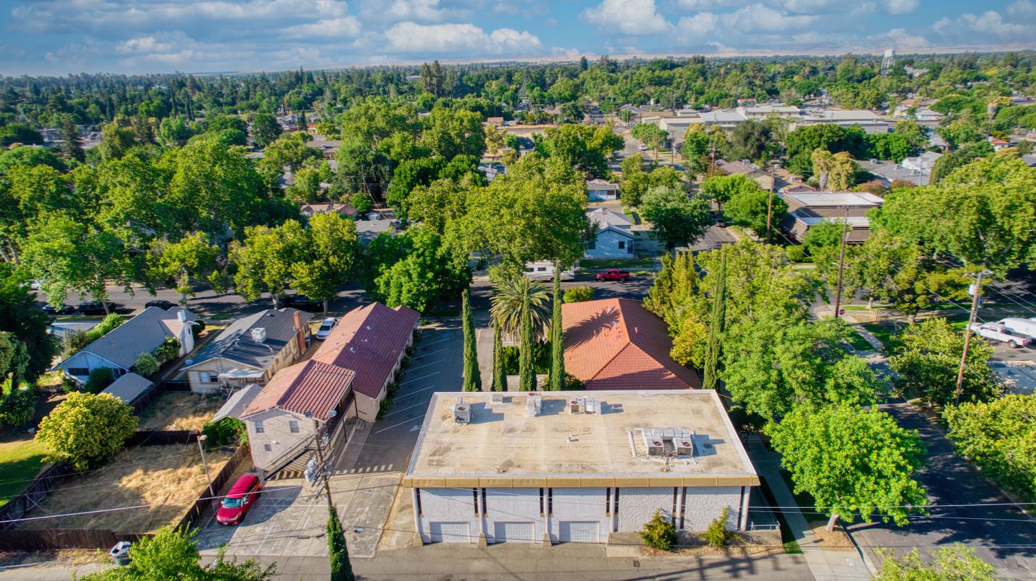 2127 O St, Merced, CA 95340