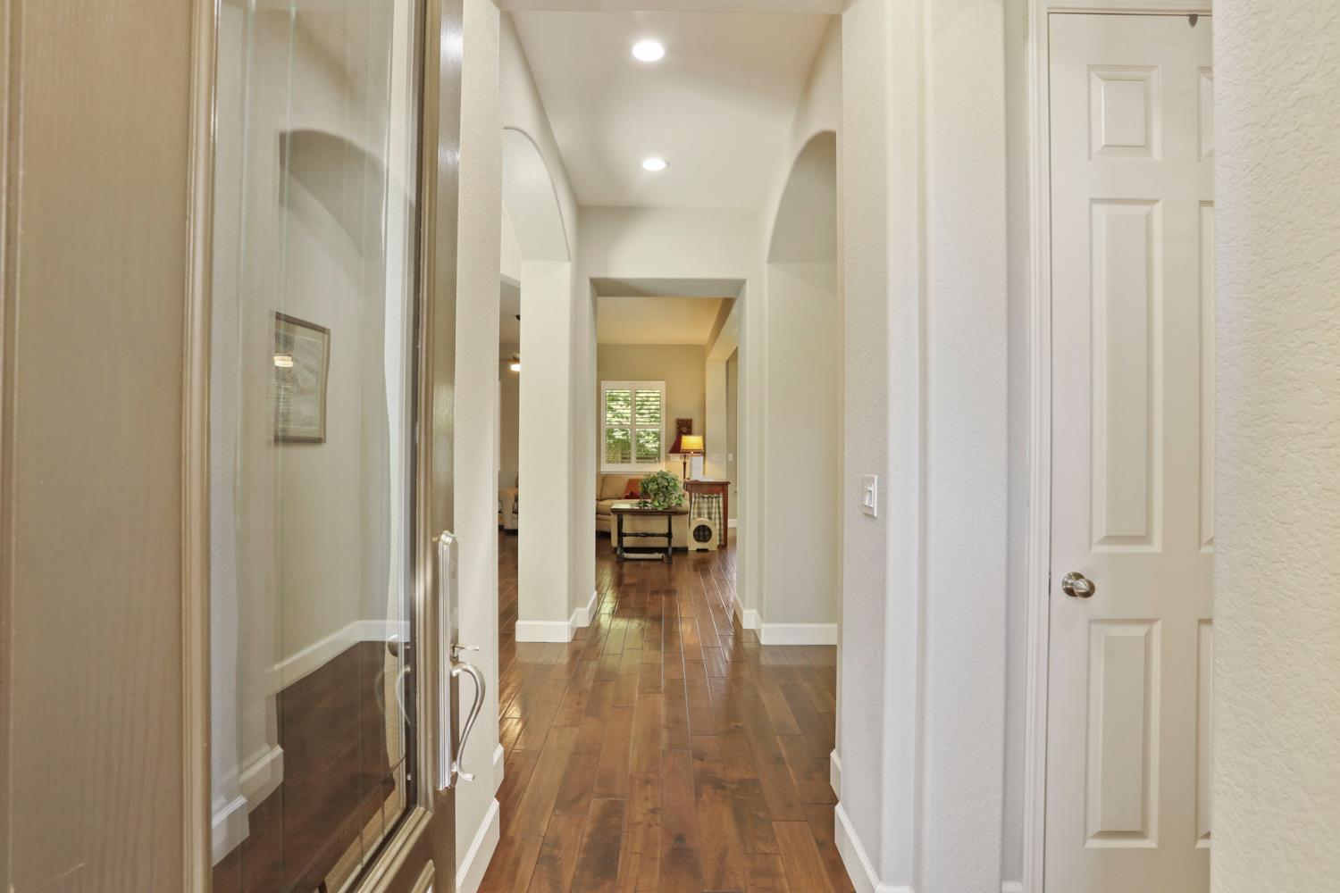 2558 Edgebrook Ln, Manteca, CA 95336