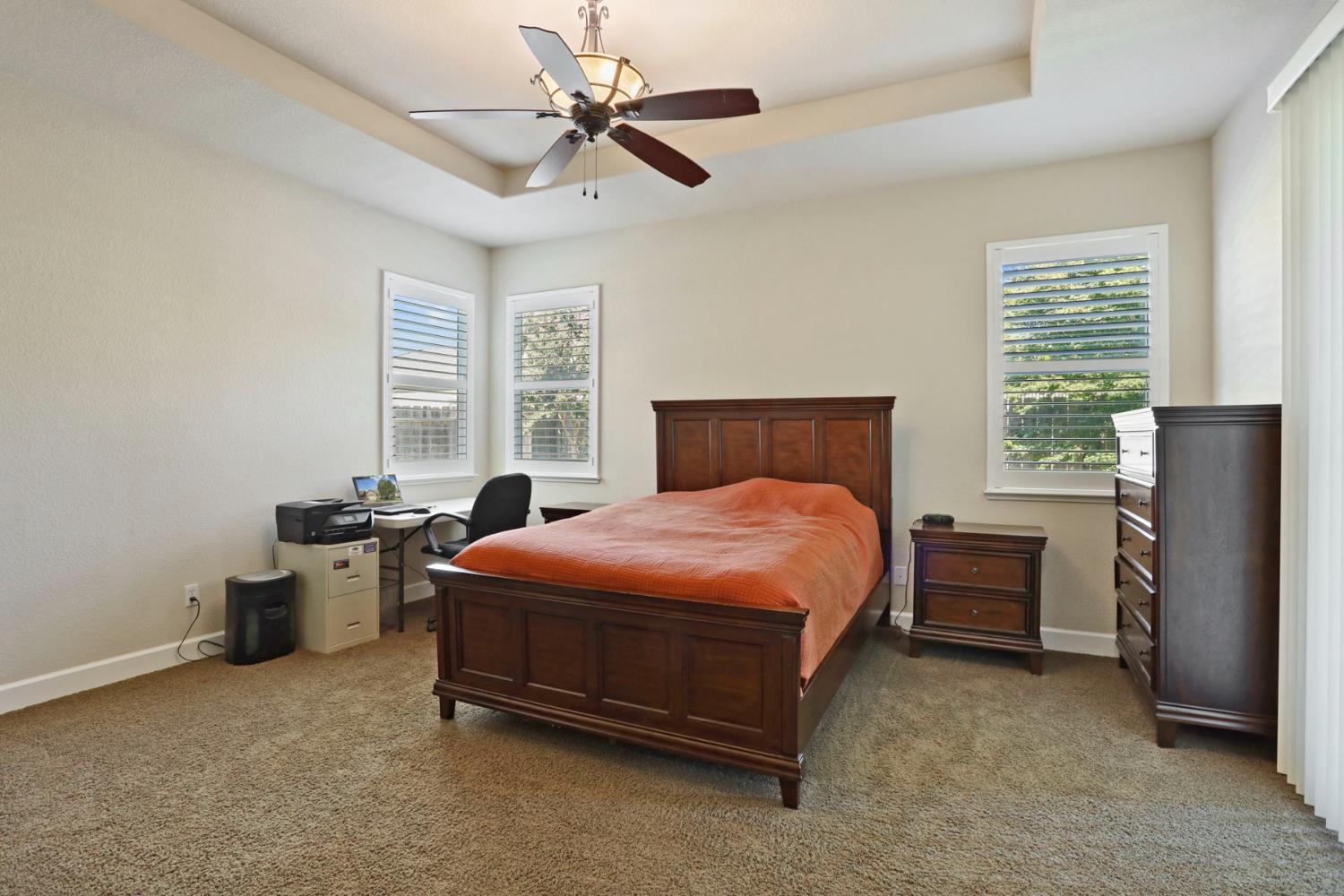 2558 Edgebrook Ln, Manteca, CA 95336