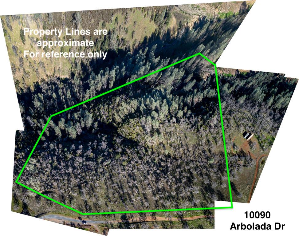 10090 Arbolada Dr, La Grange, CA 95329