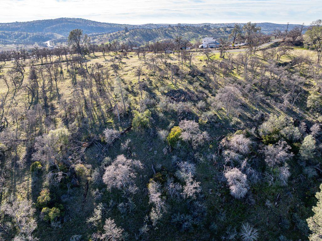 10090 Arbolada Dr, La Grange, CA 95329