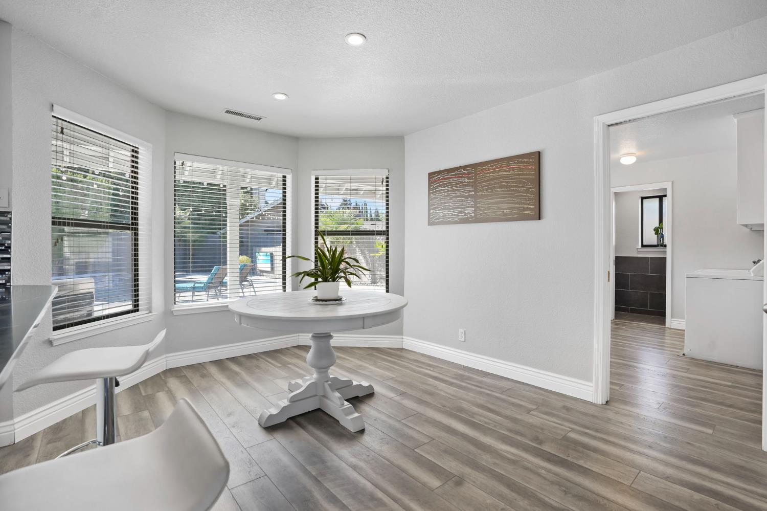 2200 Arnhem Pl, Modesto, CA 95356