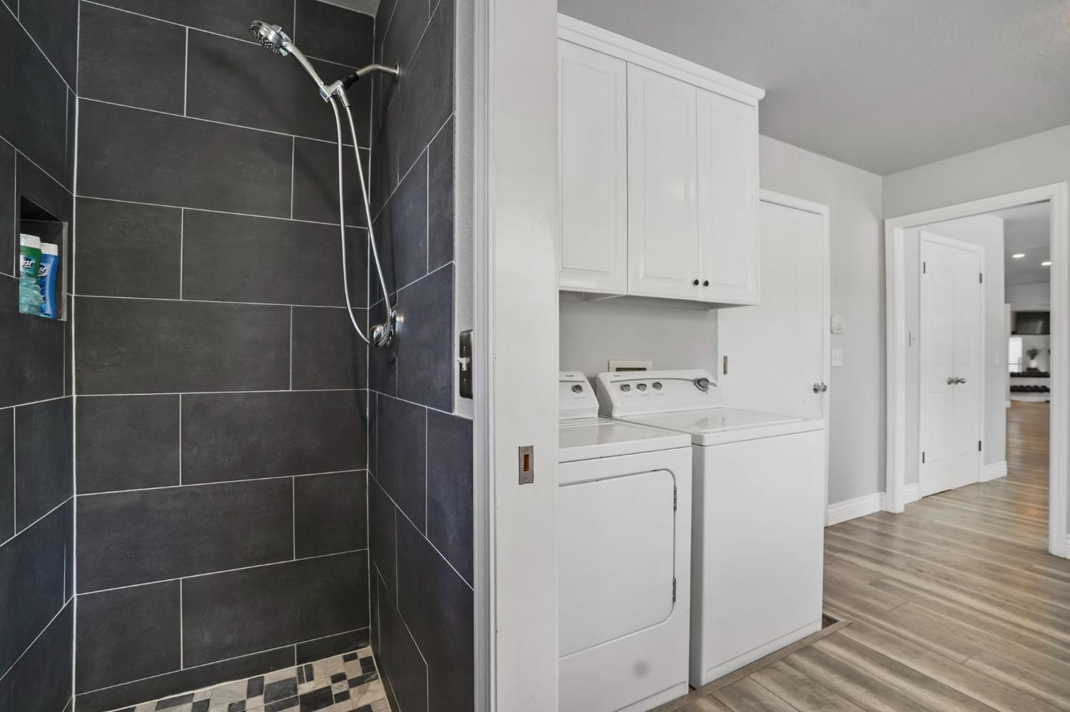 2200 Arnhem Pl, Modesto, CA 95356