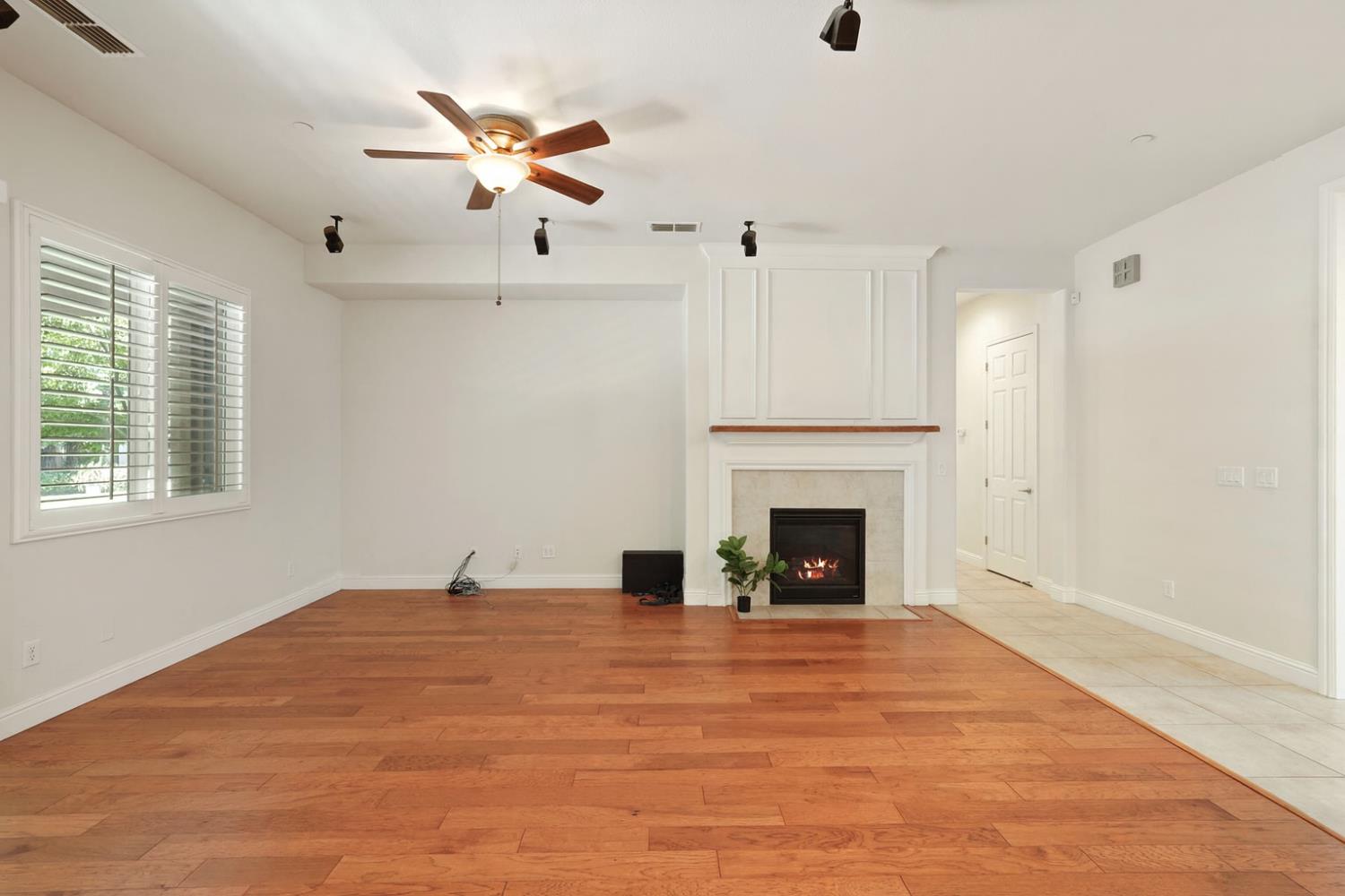 2159 Knollwood Ct, Manteca, CA 95336