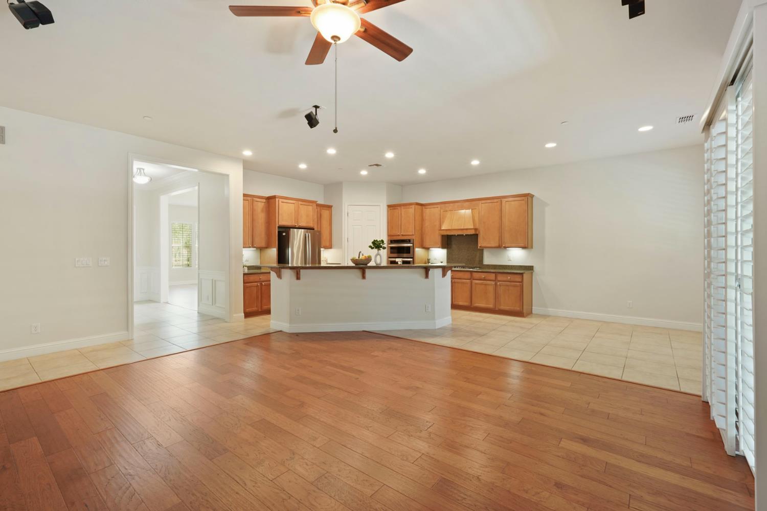 2159 Knollwood Ct, Manteca, CA 95336